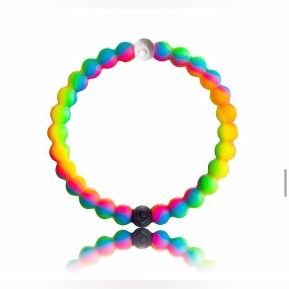 5 Lokai bracelets - Picture 7 of 11